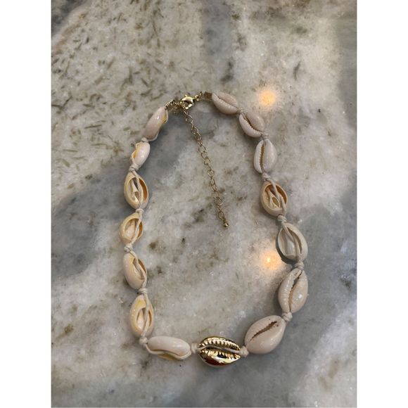 Cowrie Shell Necklace #beach #shells - Picture 4 of 5